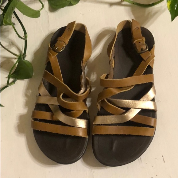 olukai awe awe sandals